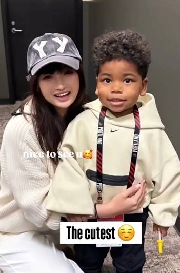 vip 注册地址-韩乔生:杨瀚森这情商在NBA吃得住 女友跟利拉德的孩子玩一块去了